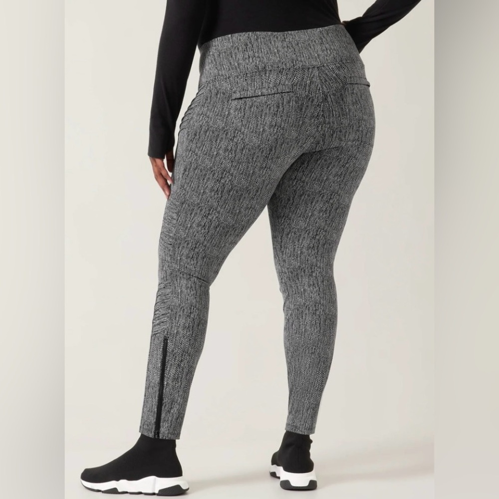 Athleta Black/Gray Delancey Textured Moto Leggings Size 2X NWT